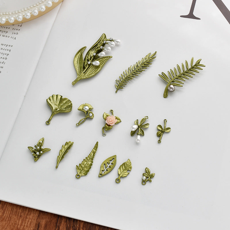 Vintage Mori Style Alloy Plant Leaves Refreshing Material Handmade Hair Ear Clip
